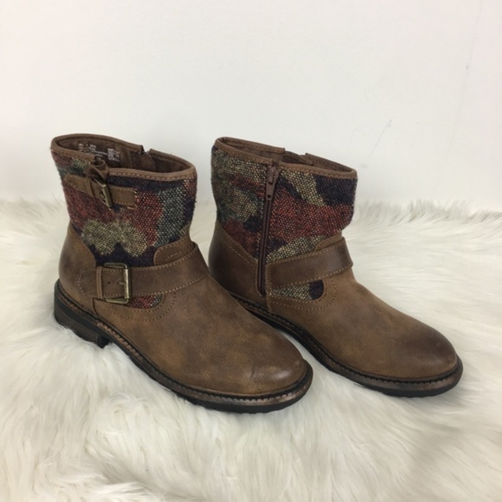 Sonoma Aztec design Ankle Boots Size 7